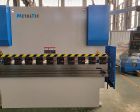 Листогибочный гидравлический пресс MetalTec HBM 125/3200M с контроллером E22, ручной компенсацией прогиба и инвертором заднего упора фото 2