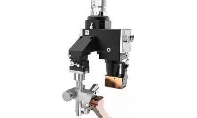 Головка для широкополосной лазерной наплавки RayTools AK390PC